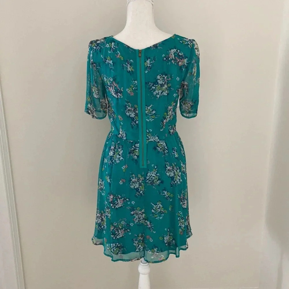 Like New! Ella Moss Dress - Picture 4 of 14